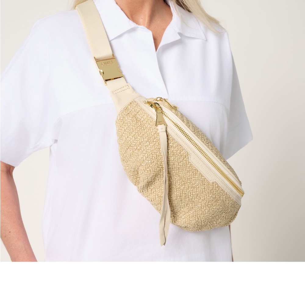 Aimee Kestenberg Cabo sling bag